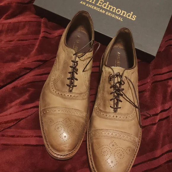 Allen Edmonds Brown Leather Oxfords - Picture 14 of 16